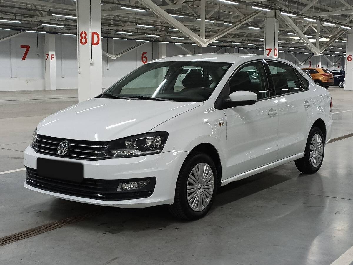 Volkswagen Polo с пробегом — 2018 год. Фото: #0