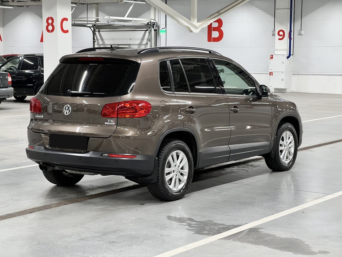 Volkswagen Tiguan с пробегом — 2014 год. Фото: #4