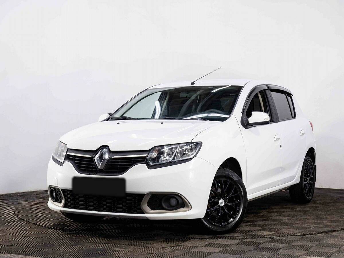 Renault Sandero с пробегом — 2016 год. Фото: #0