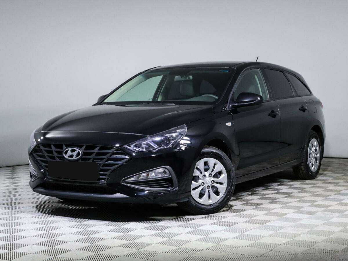 Hyundai i30 с пробегом — 2022 год. Фото: #0