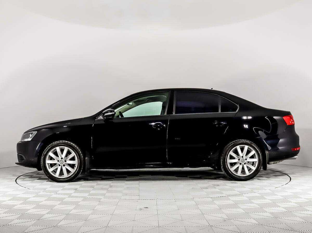 Volkswagen Jetta с пробегом — 2014 год. Фото: #7