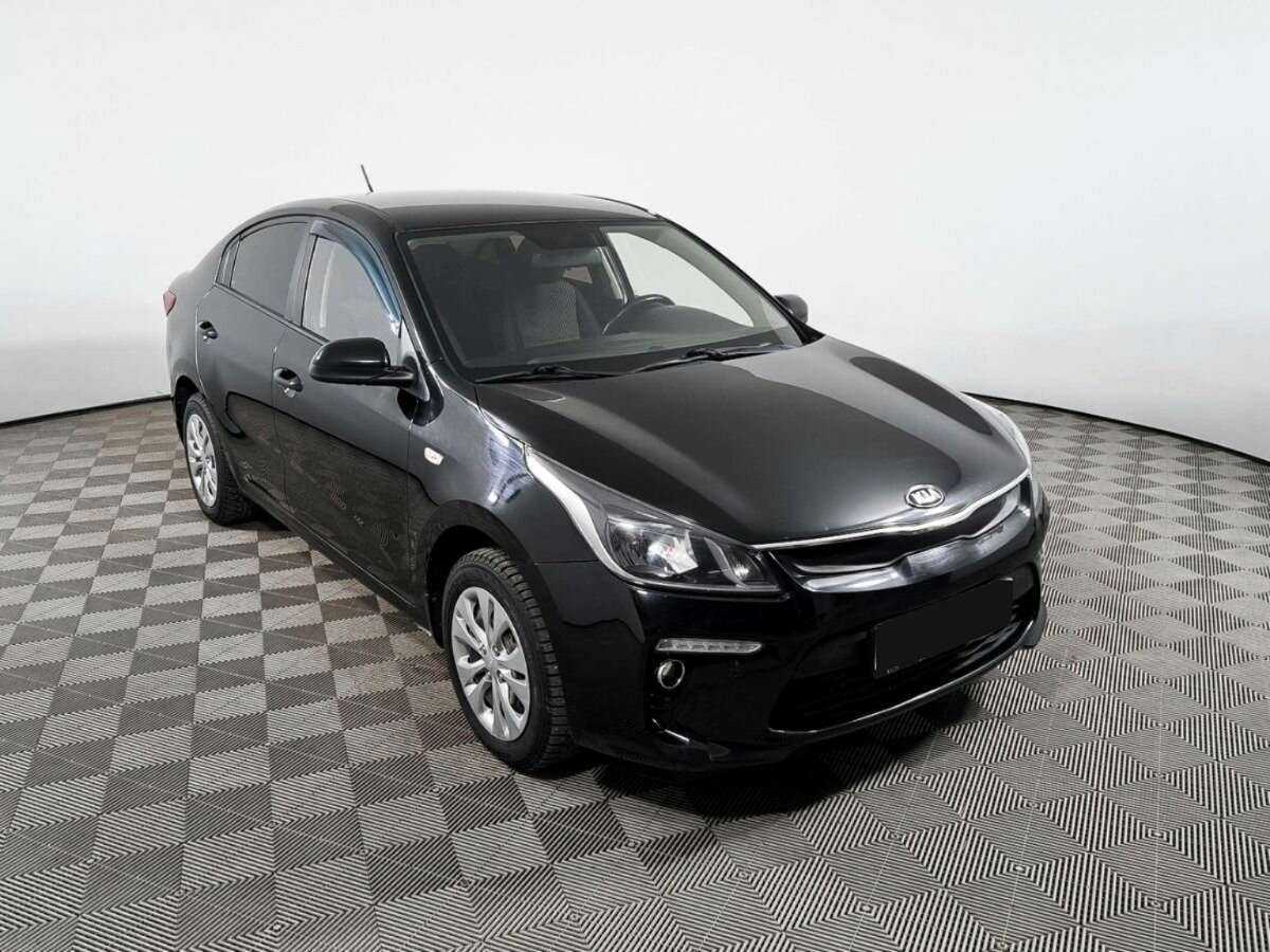 Kia Rio с пробегом — 2017 год. Фото: #2