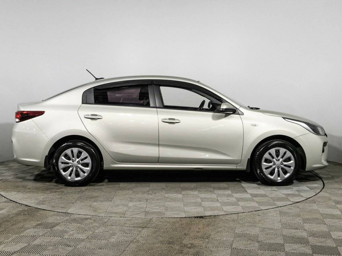 Kia Rio с пробегом — 2019 год. Фото: #3