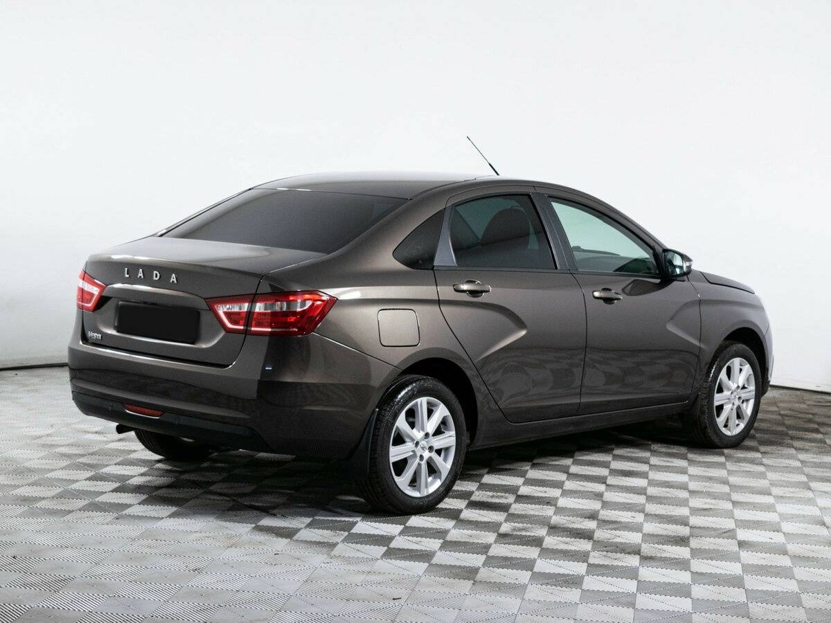 Lada (ВАЗ) Vesta с пробегом — 2020 год. Фото: #3