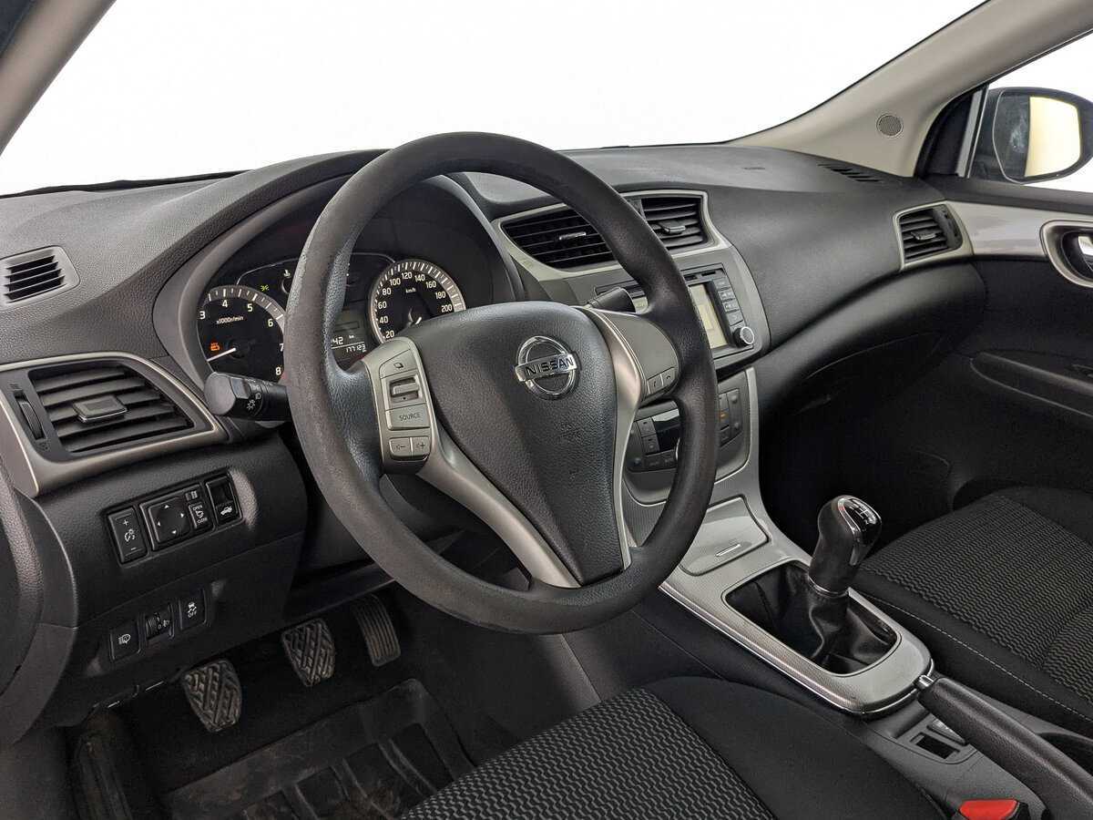 Nissan Sentra с пробегом — 2014 год. Фото: #14