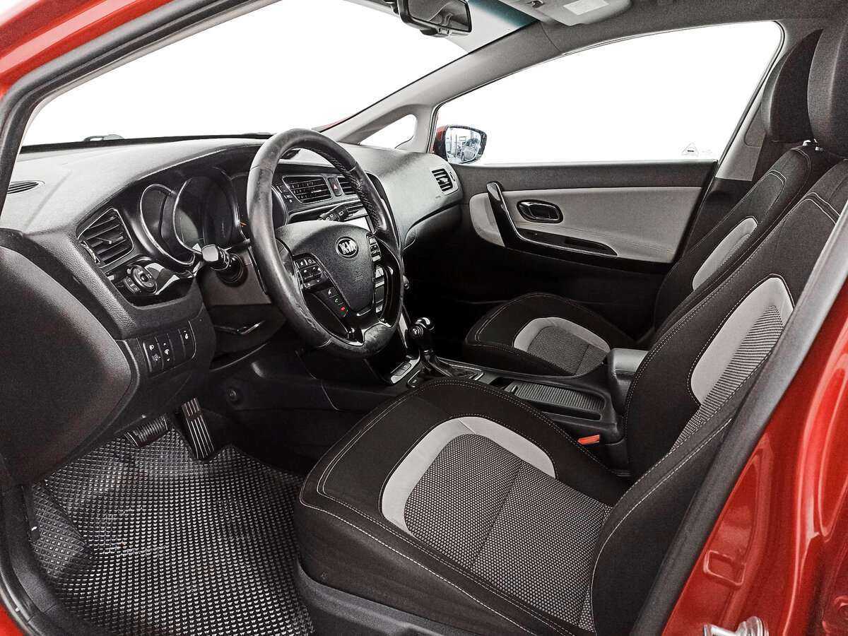 Kia Ceed с пробегом — 2014 год. Фото: #13