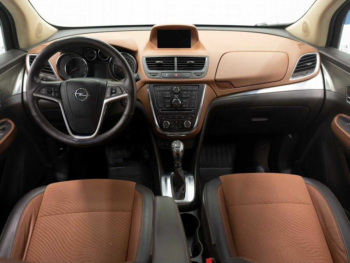 Opel Mokka с пробегом — 2014 год. Фото: #13