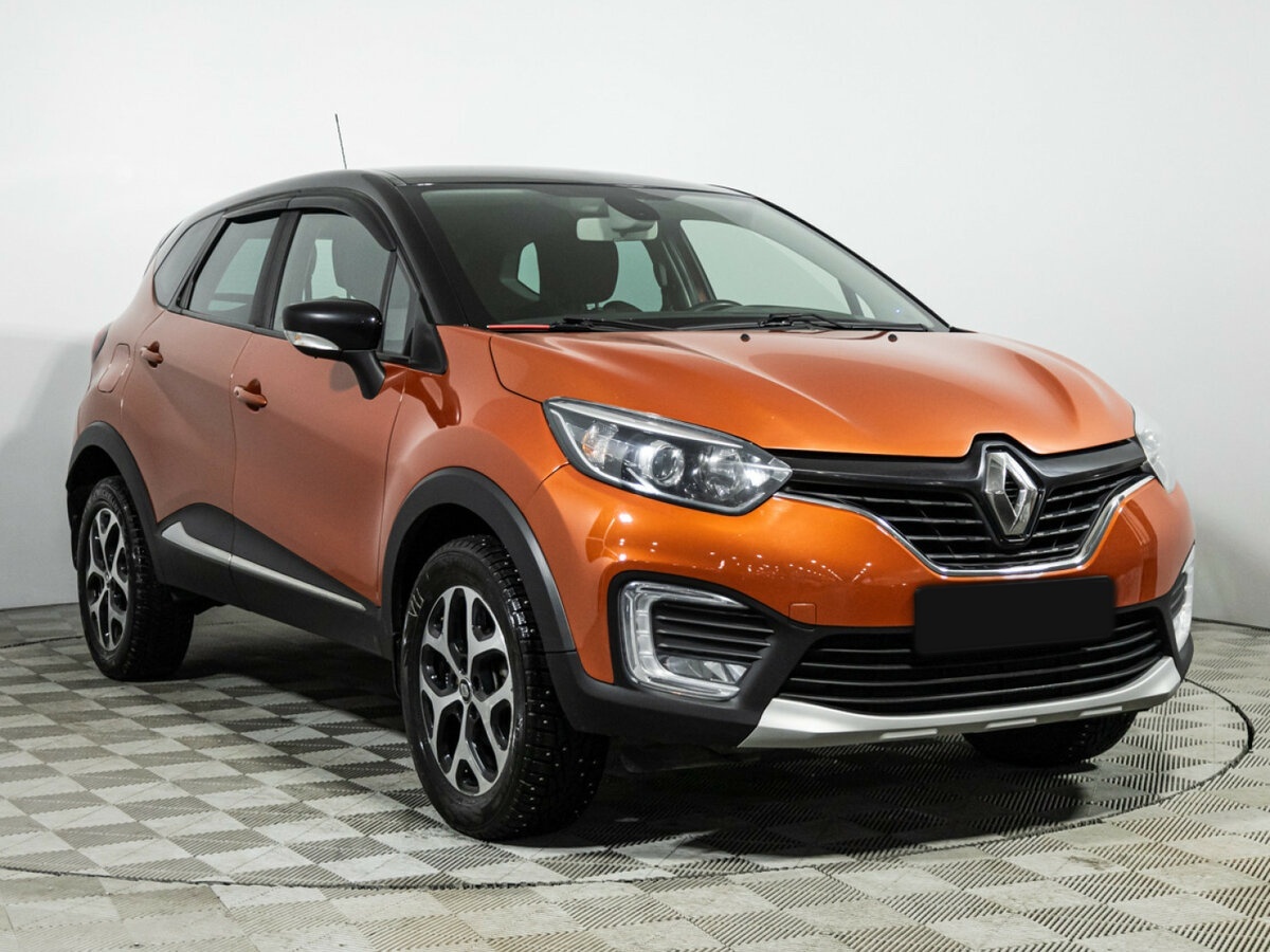 Renault Kaptur с пробегом — 2016 год. Фото: #2
