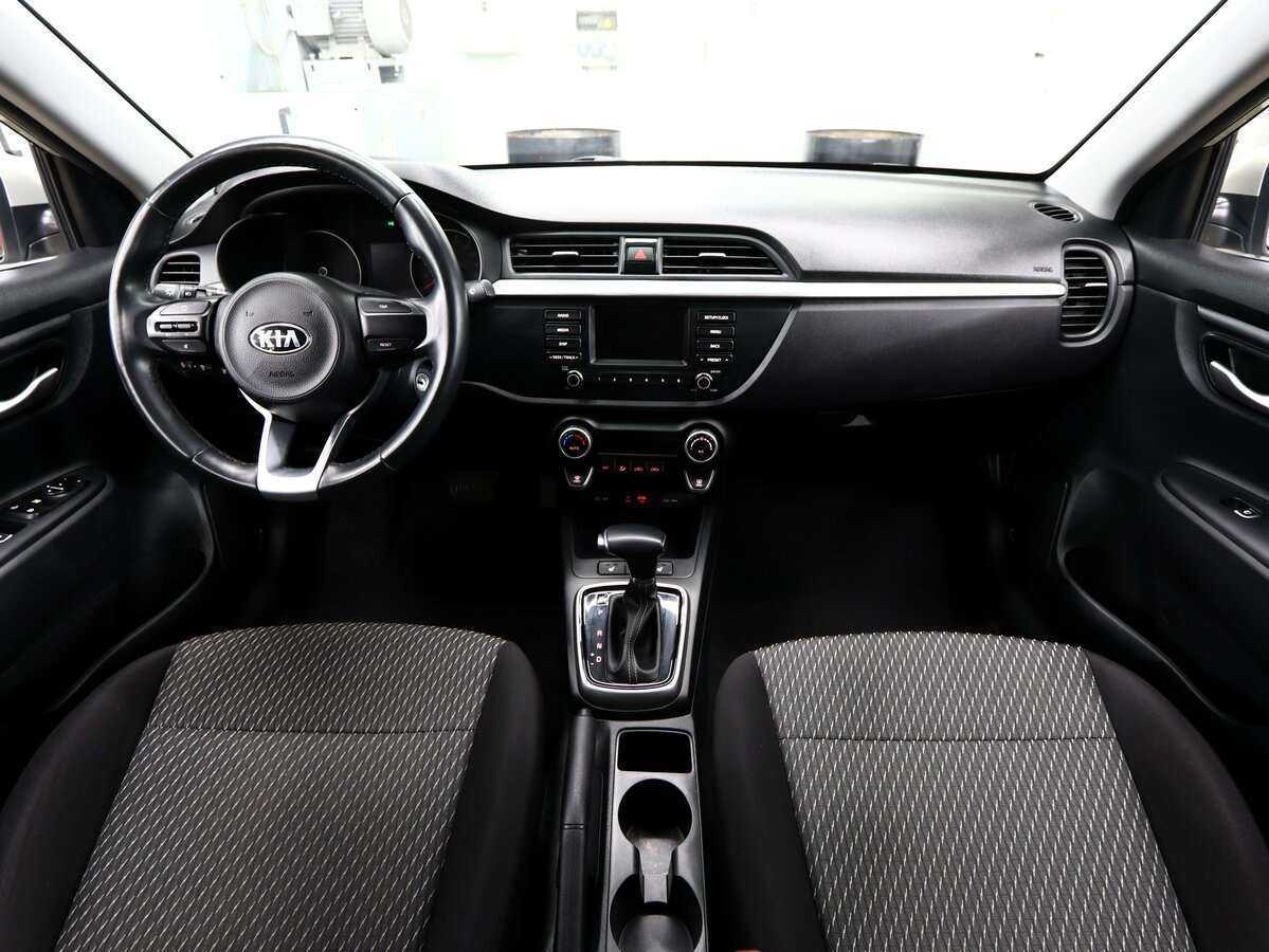 Kia Rio с пробегом — 2019 год. Фото: #10
