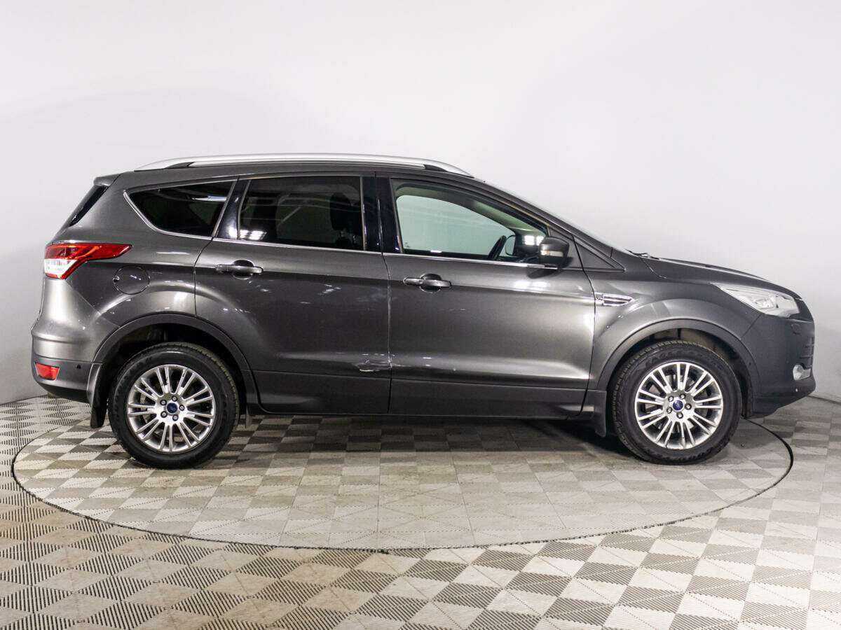 Ford Kuga с пробегом — 2016 год. Фото: #3