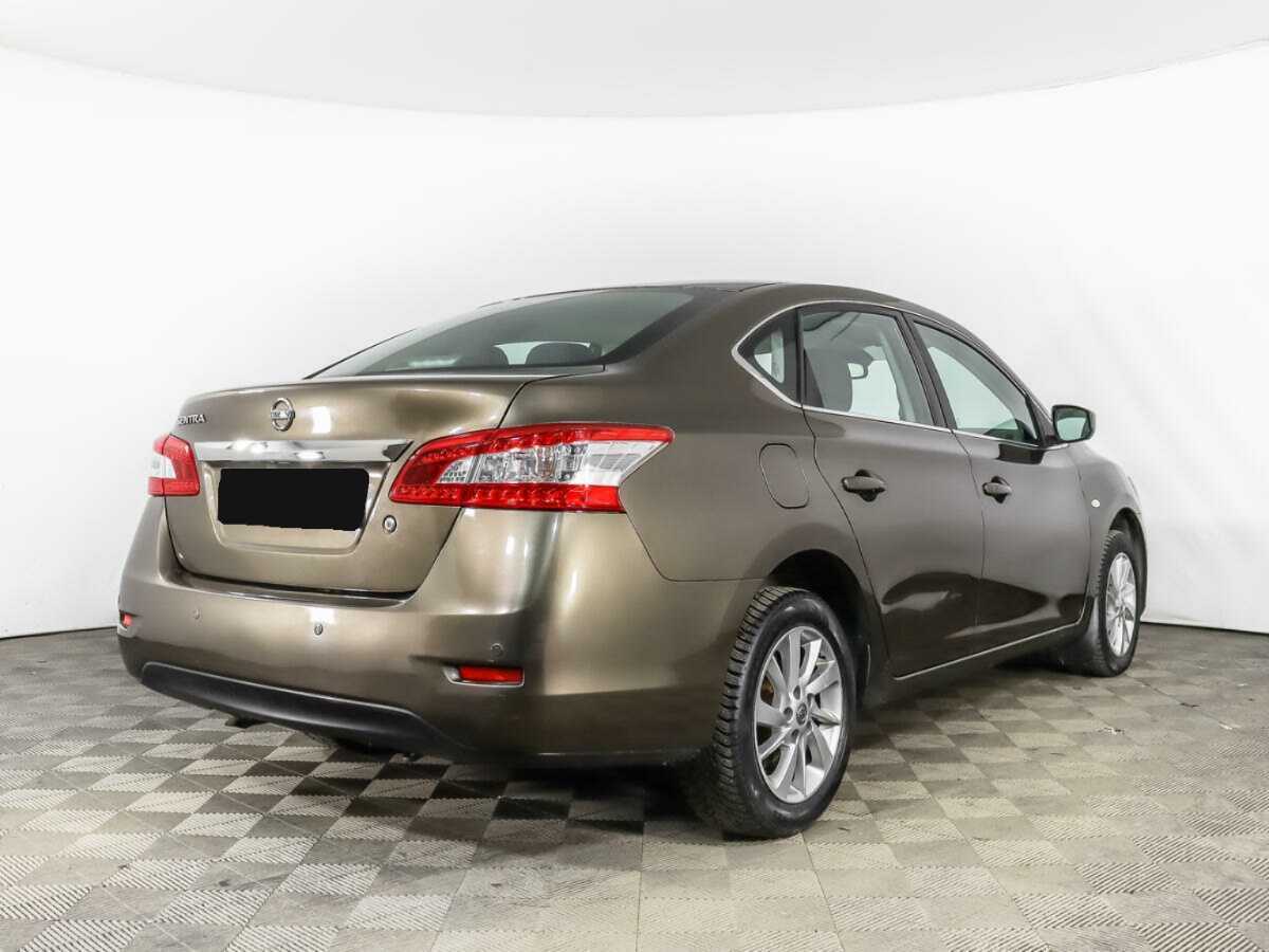 Nissan Sentra с пробегом — 2015 год. Фото: #4