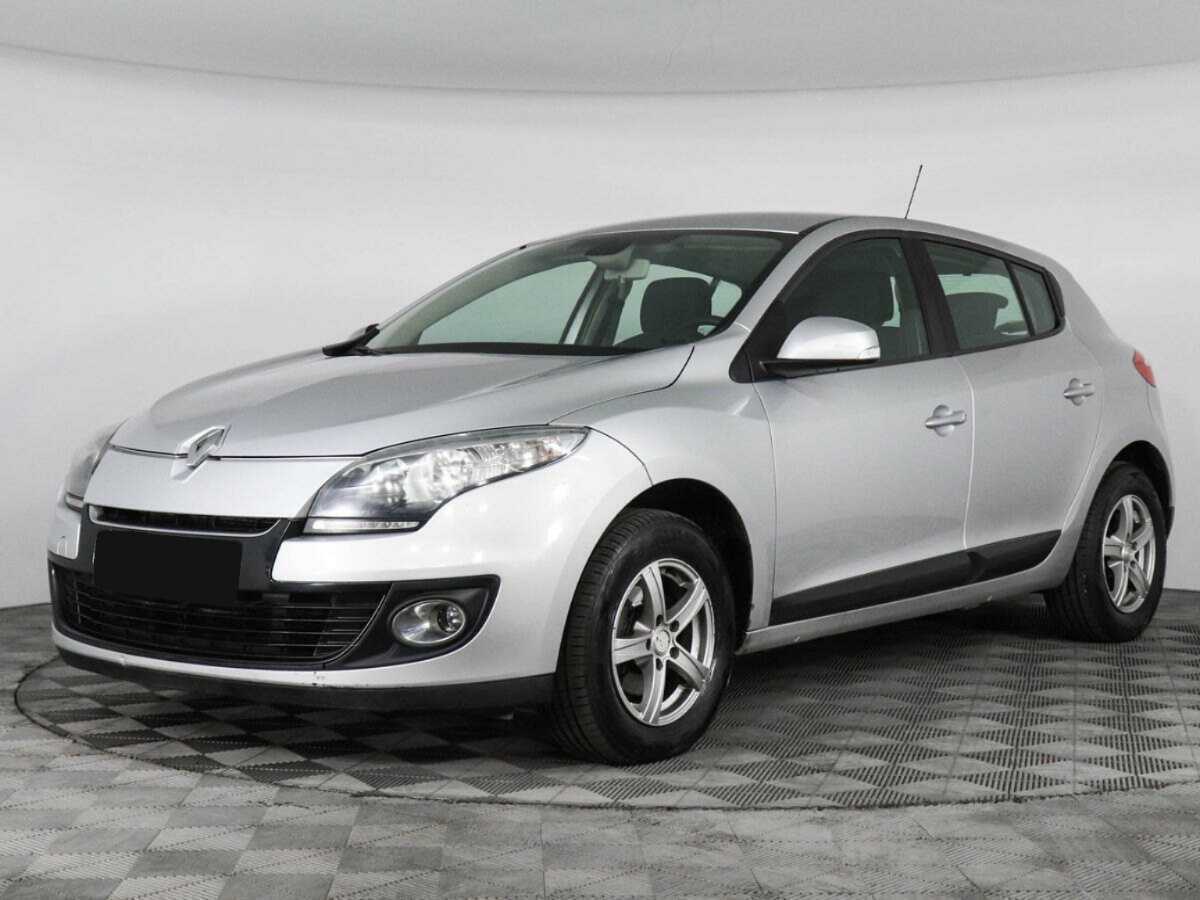 Renault Megane с пробегом — 2012 год. Посмотреть фото