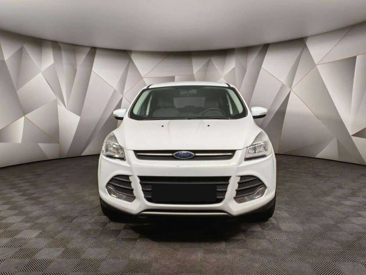 Ford Kuga с пробегом — 2015 год. Фото: #5