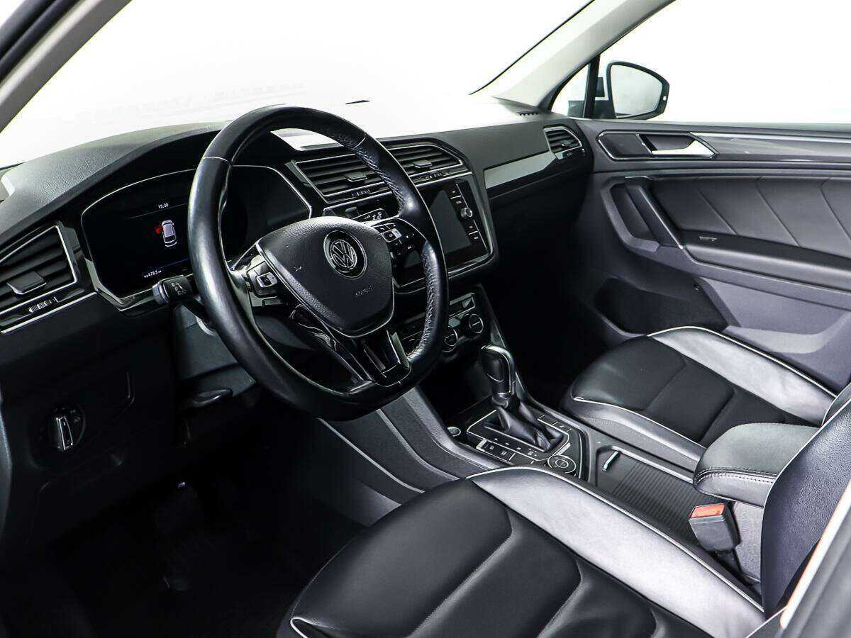 Volkswagen Tiguan с пробегом — 2018 год. Фото: #12