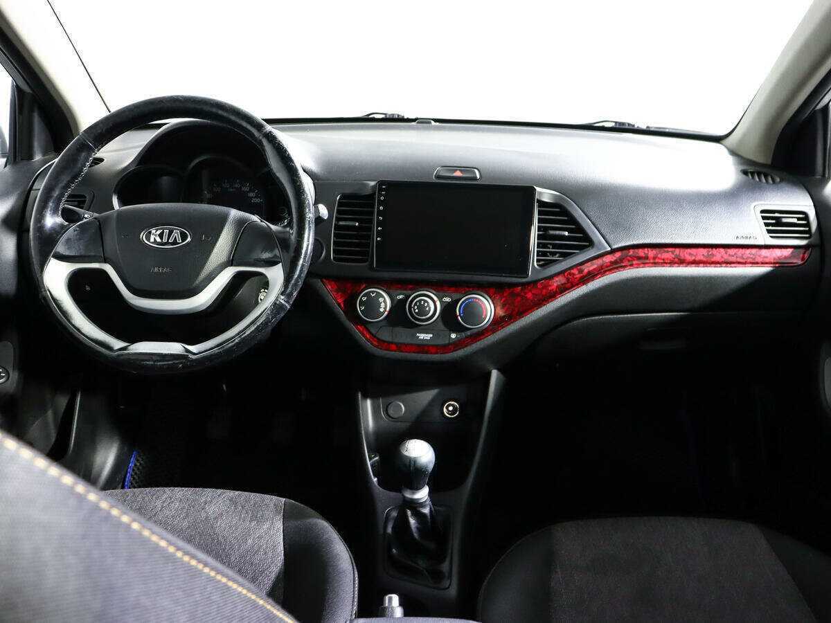 Kia Picanto с пробегом — 2014 год. Фото: #11