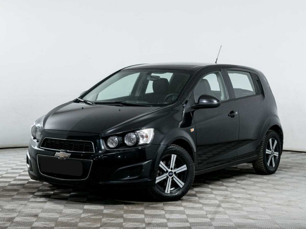 Chevrolet Aveo с пробегом — 2012 год. Фото: #0