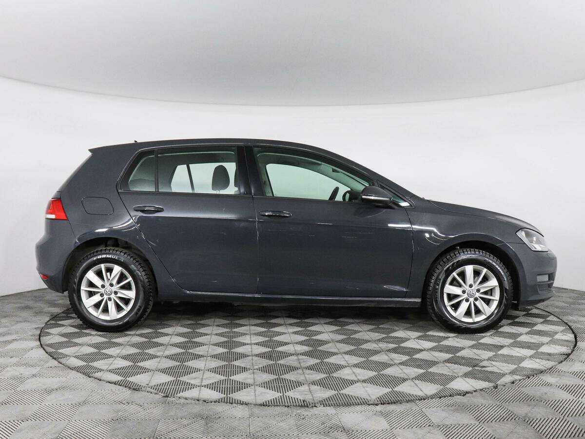 Volkswagen Golf с пробегом — 2016 год. Фото: #3