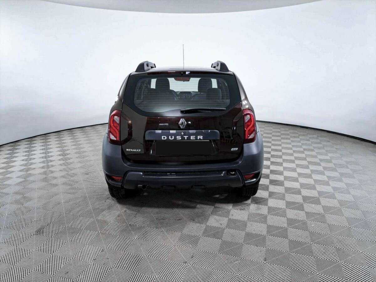 Renault Duster с пробегом — 2017 год. Фото: #5