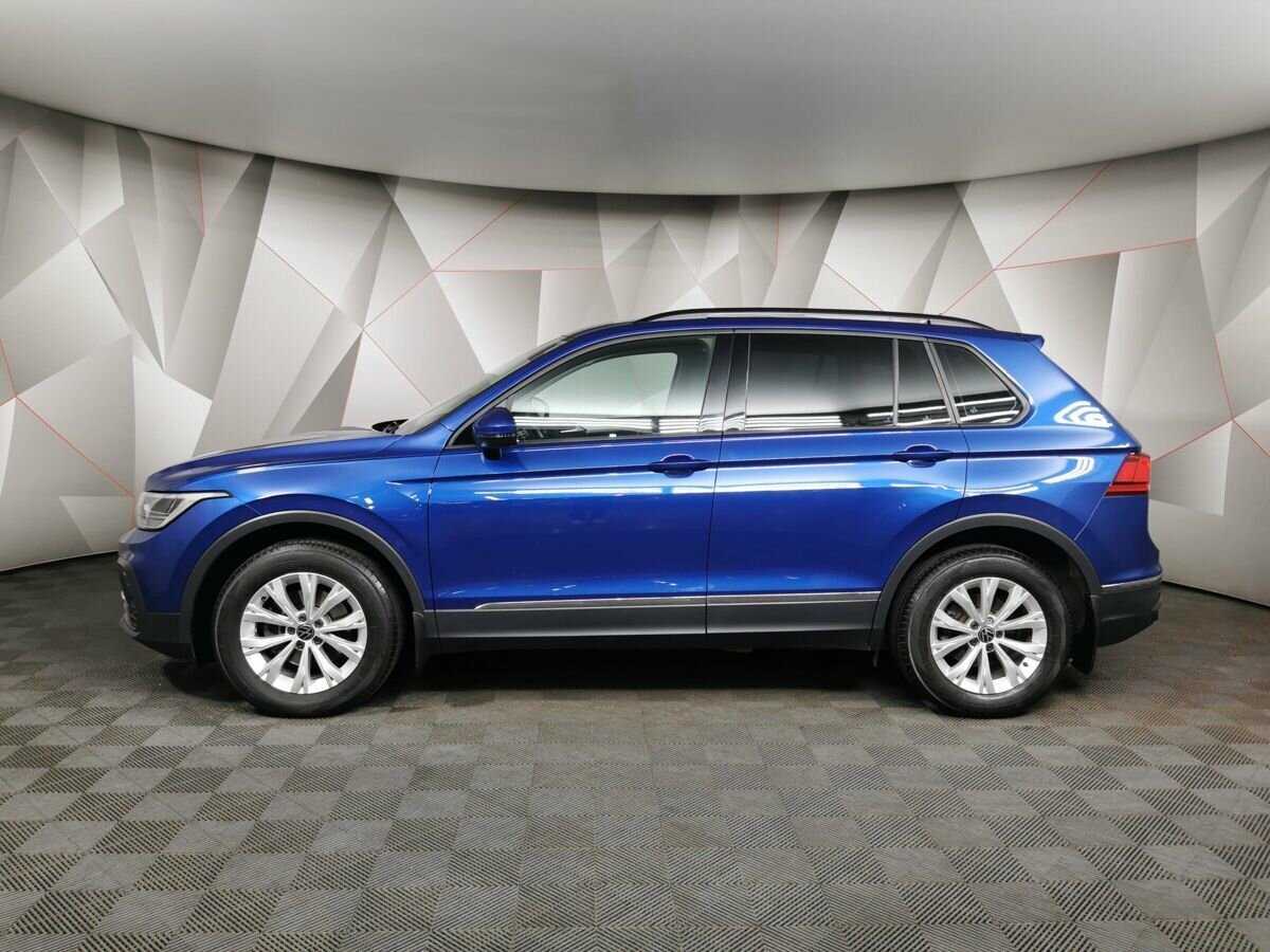 Volkswagen Tiguan с пробегом — 2021 год. Фото: #4