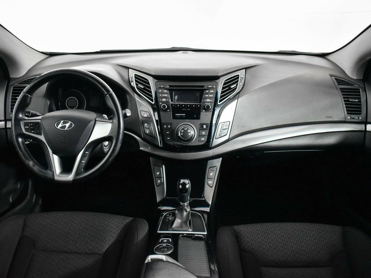 Hyundai i40 с пробегом — 2014 год. Фото: #11