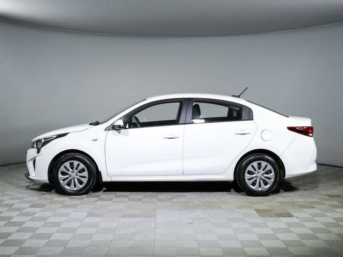 Kia Rio с пробегом — 2022 год. Фото: #7