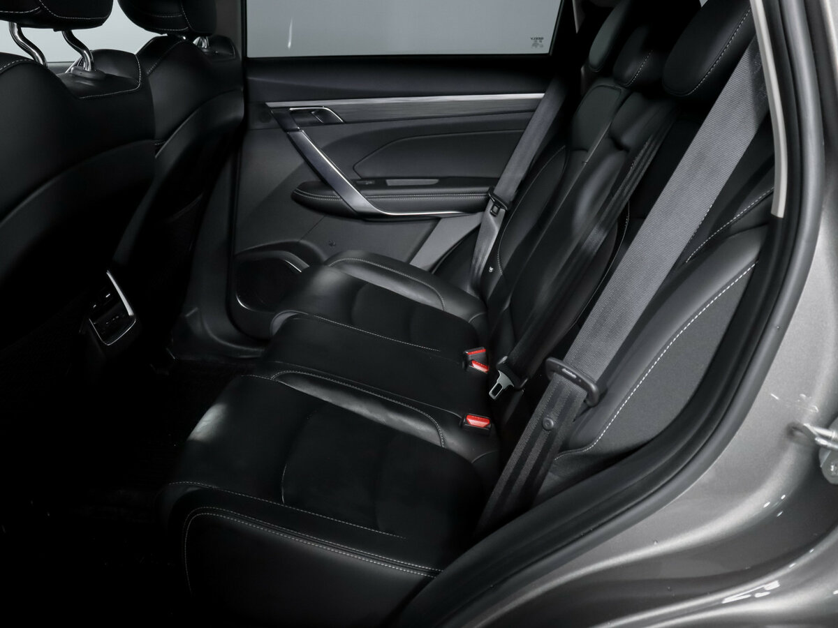 Geely Atlas Pro с пробегом — 2023 год. Фото: #9