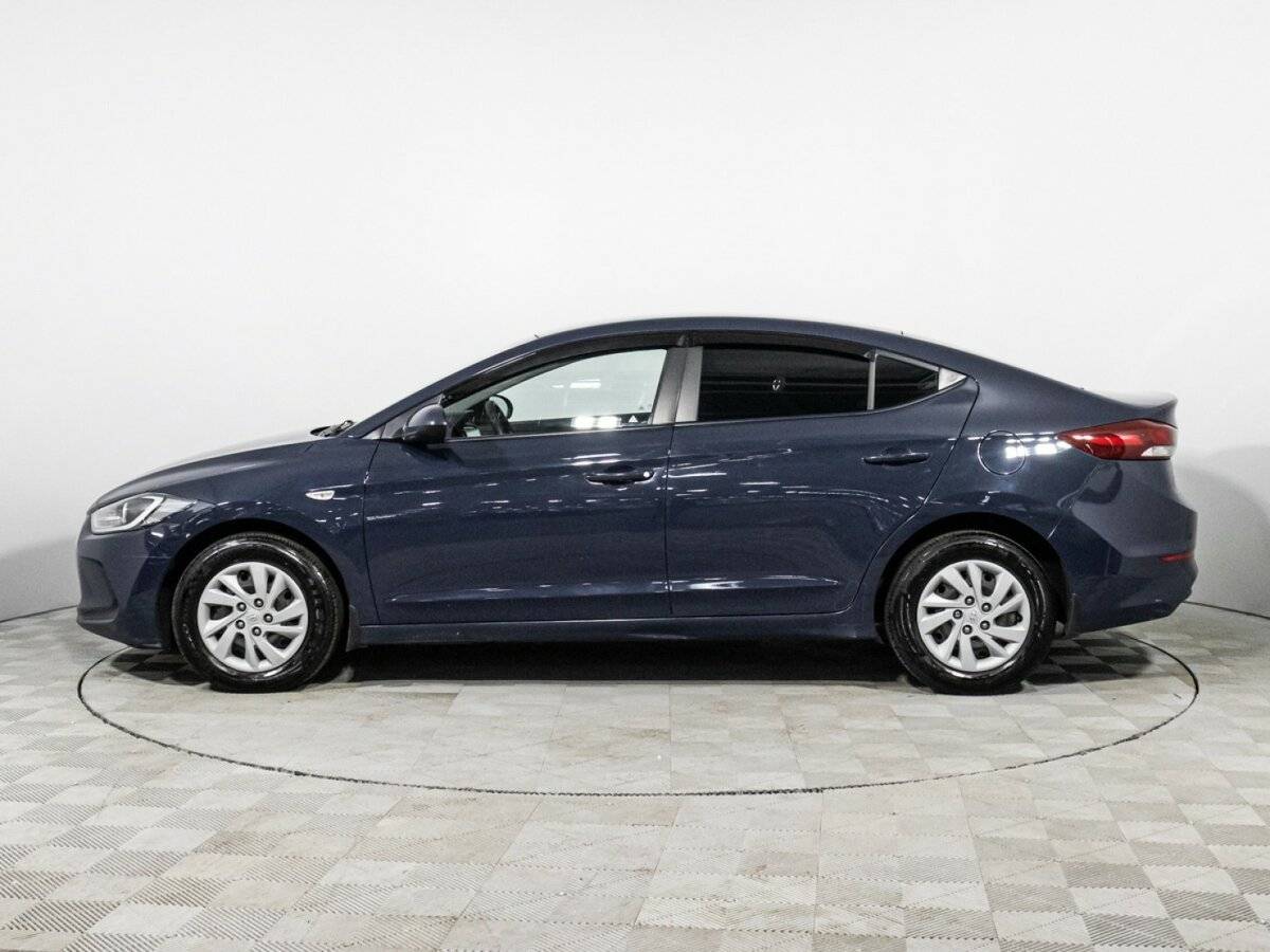 Hyundai Elantra с пробегом — 2016 год. Фото: #7