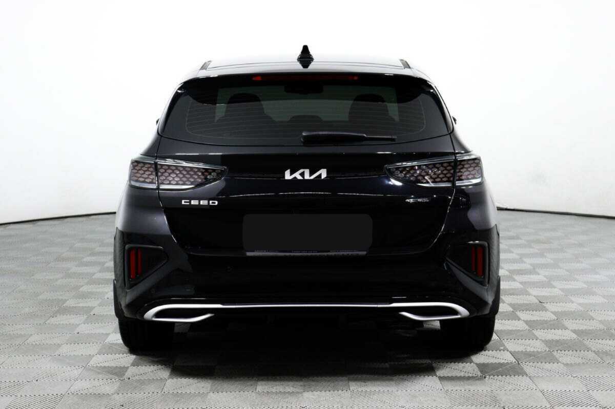 Kia Ceed с пробегом — 2021 год. Фото: #5