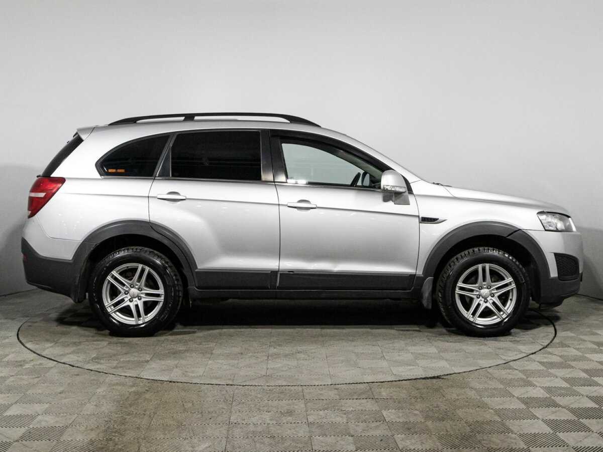 Chevrolet Captiva с пробегом — 2014 год. Фото: #3
