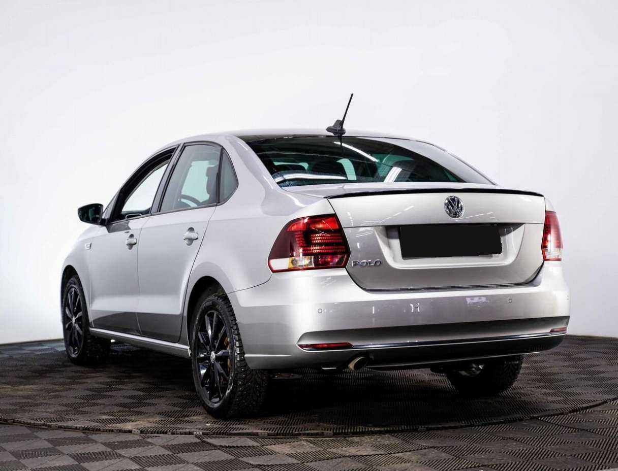 Volkswagen Polo с пробегом — 2018 год. Фото: #3