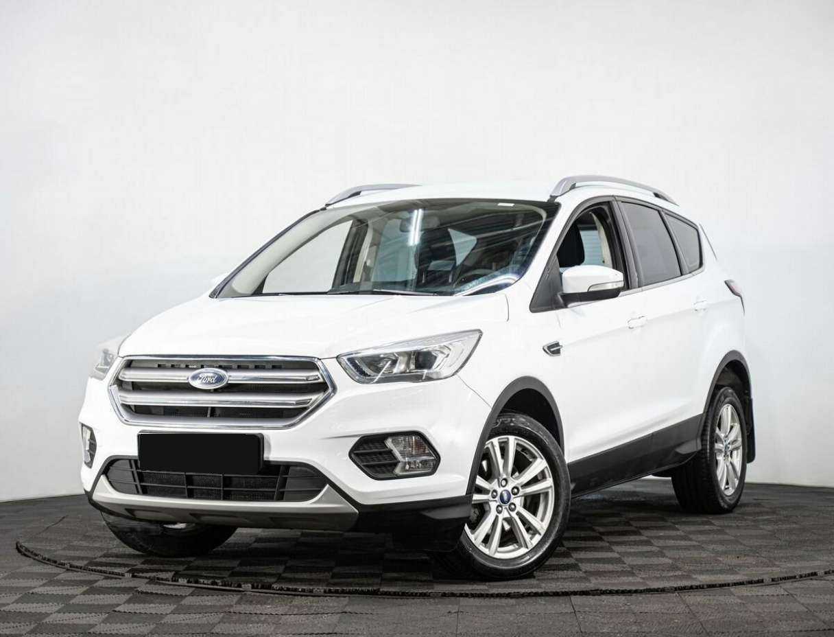 Ford Kuga с пробегом — 2017 год. Фото: #0