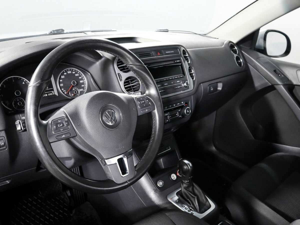 Volkswagen Tiguan с пробегом — 2012 год. Фото: #10