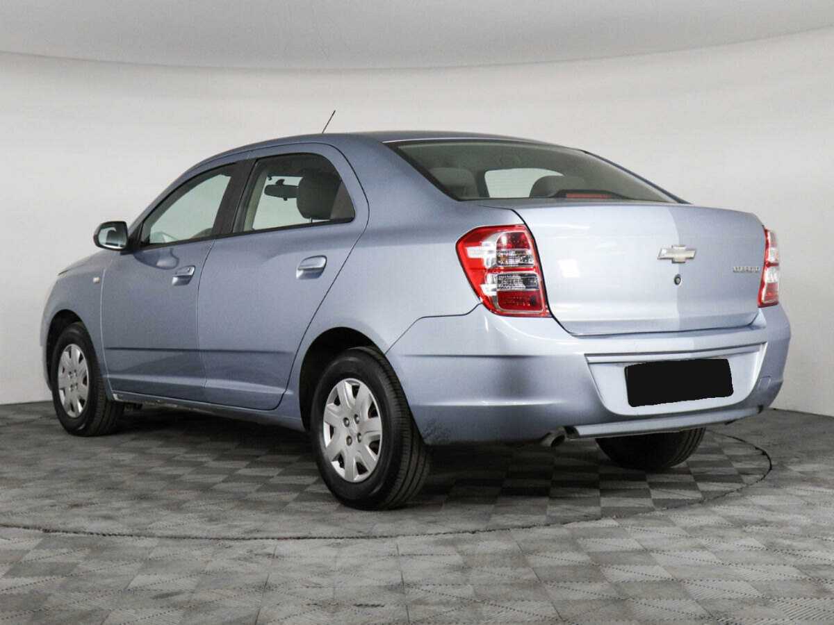 Chevrolet Cobalt с пробегом — 2013 год. Фото: #6
