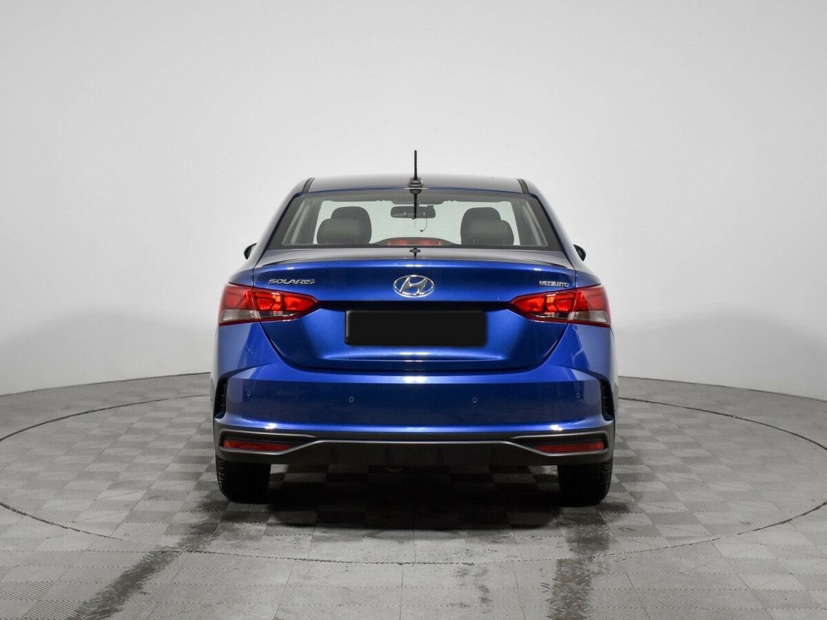 Hyundai Solaris с пробегом — 2022 год. Фото: #5