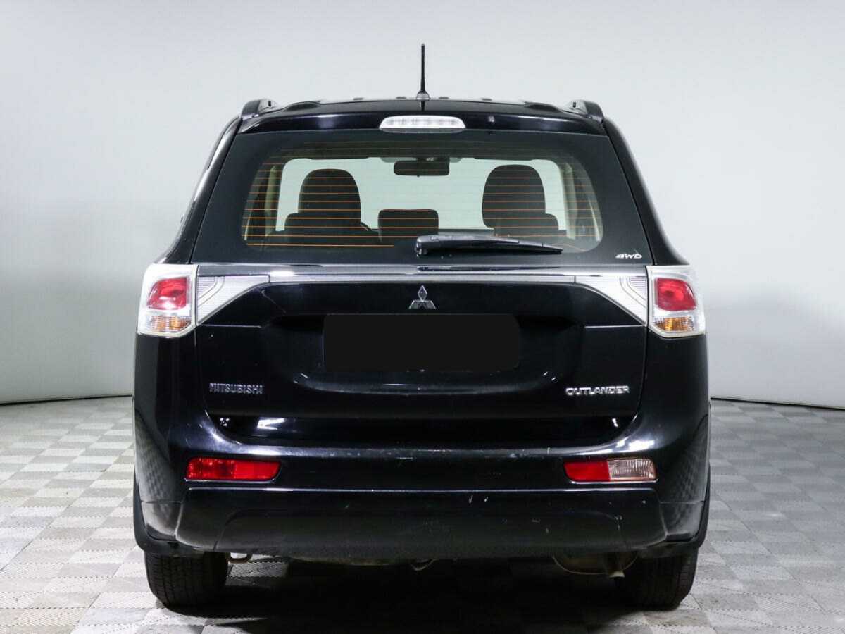 Mitsubishi Outlander с пробегом — 2013 год. Фото: #5