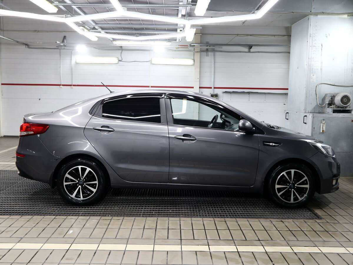 Kia Rio с пробегом — 2016 год. Фото: #2