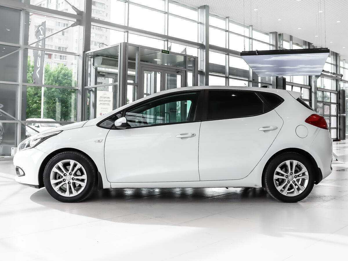 Kia Ceed с пробегом — 2013 год. Фото: #7