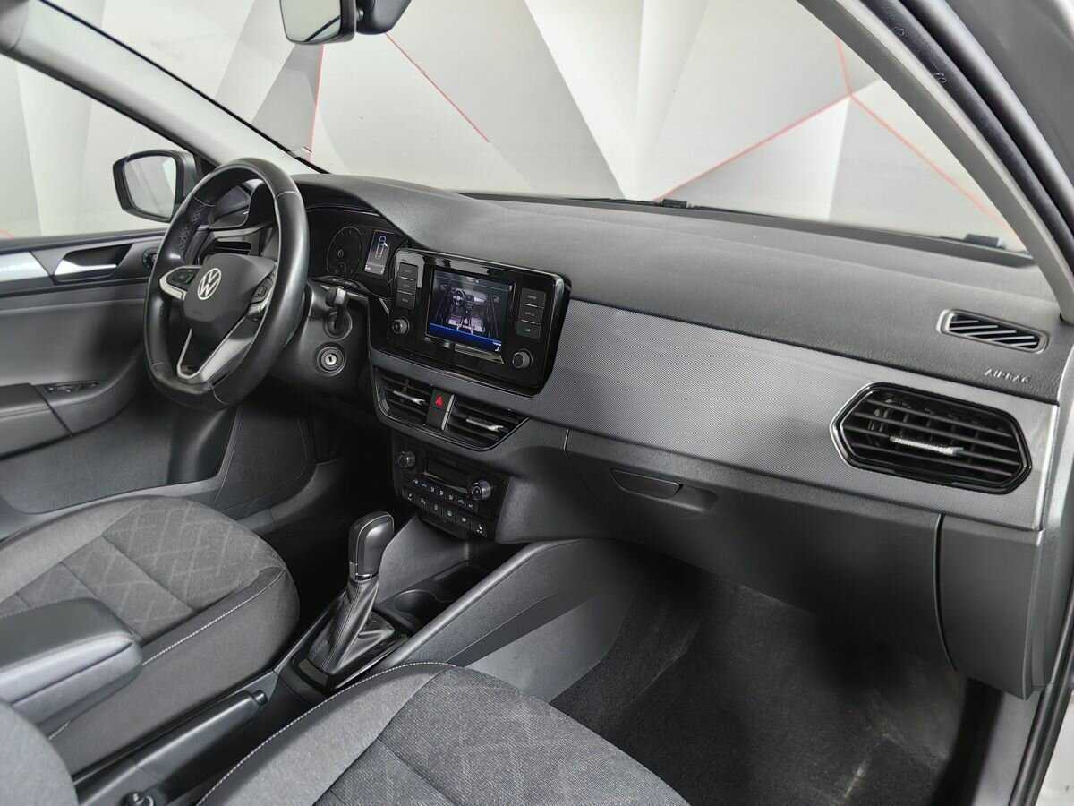Volkswagen Polo с пробегом — 2021 год. Фото: #8