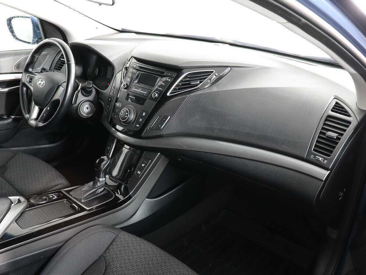 Hyundai i40 с пробегом — 2015 год. Фото: #9
