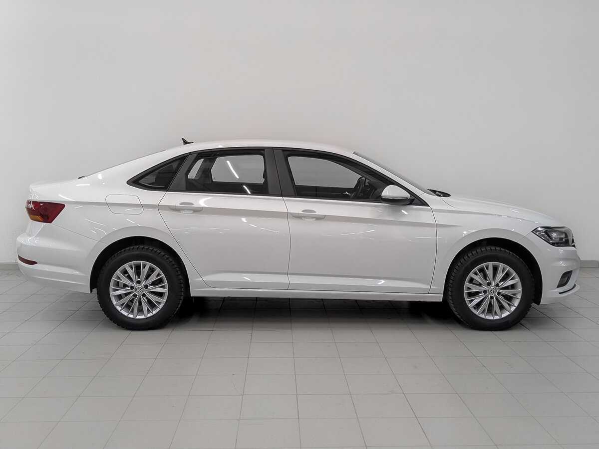Volkswagen Jetta с пробегом — 2020 год. Фото: #3