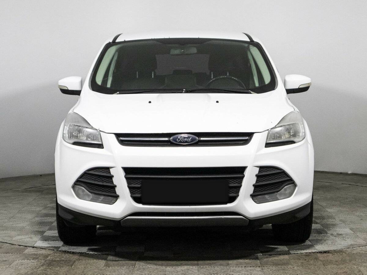 Ford Kuga с пробегом — 2016 год. Фото: #1