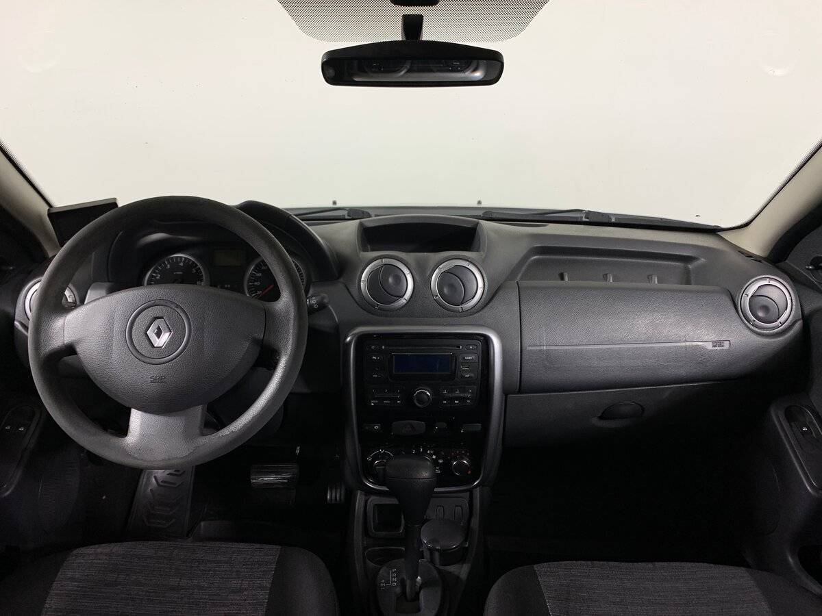 Renault Duster с пробегом — 2013 год. Фото: #10