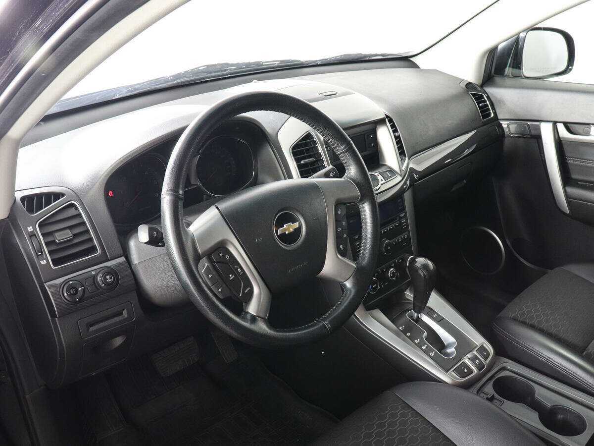Chevrolet Captiva с пробегом — 2014 год. Фото: #5