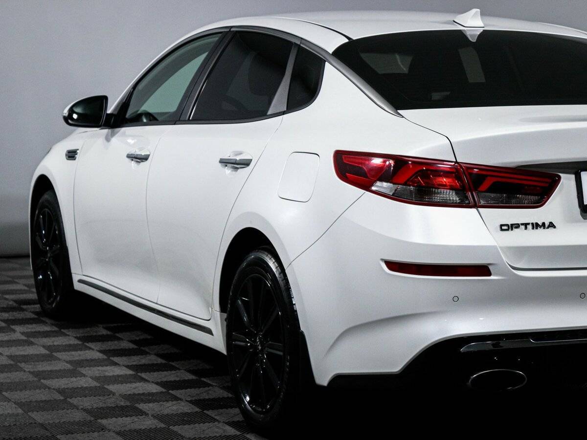 Kia Optima с пробегом — 2018 год. Фото: #18