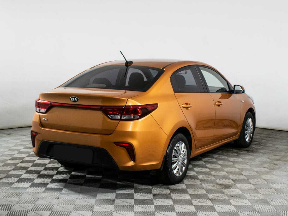 Kia Rio с пробегом — 2017 год. Фото: #3