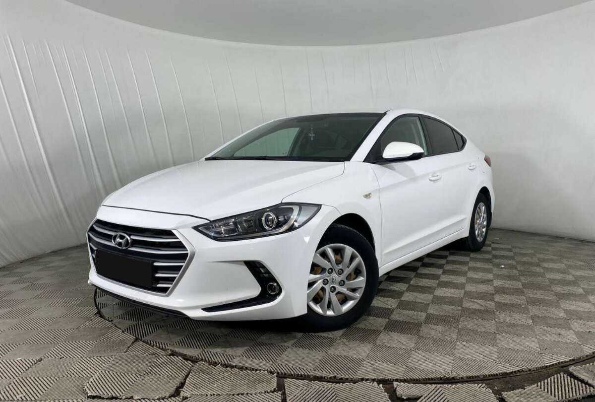 Hyundai Elantra с пробегом — 2017 год. Посмотреть фото