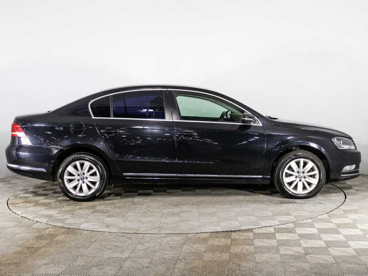 Volkswagen Passat с пробегом — 2013 год. Фото: #3