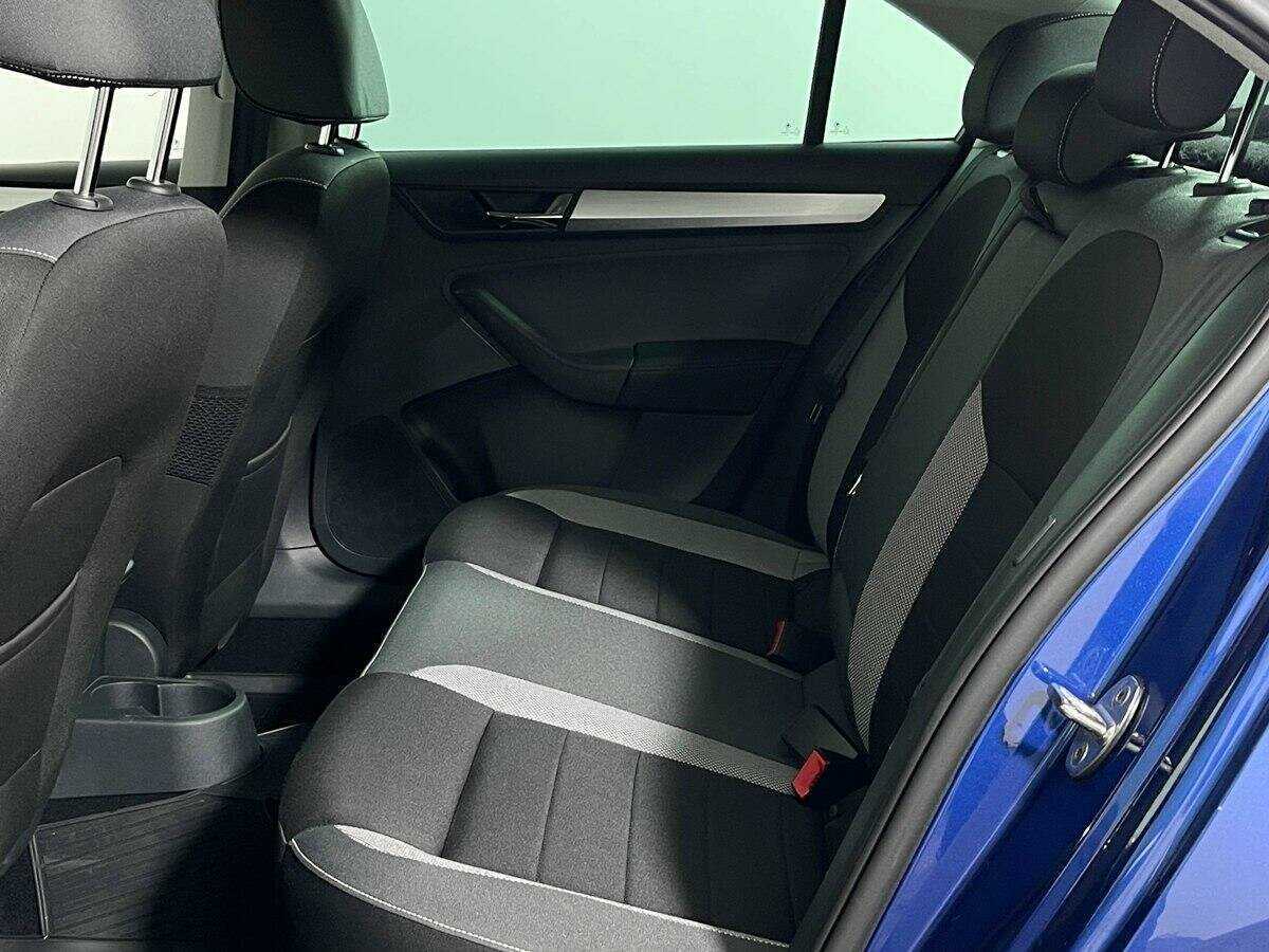 Skoda Rapid с пробегом — 2019 год. Фото: #9