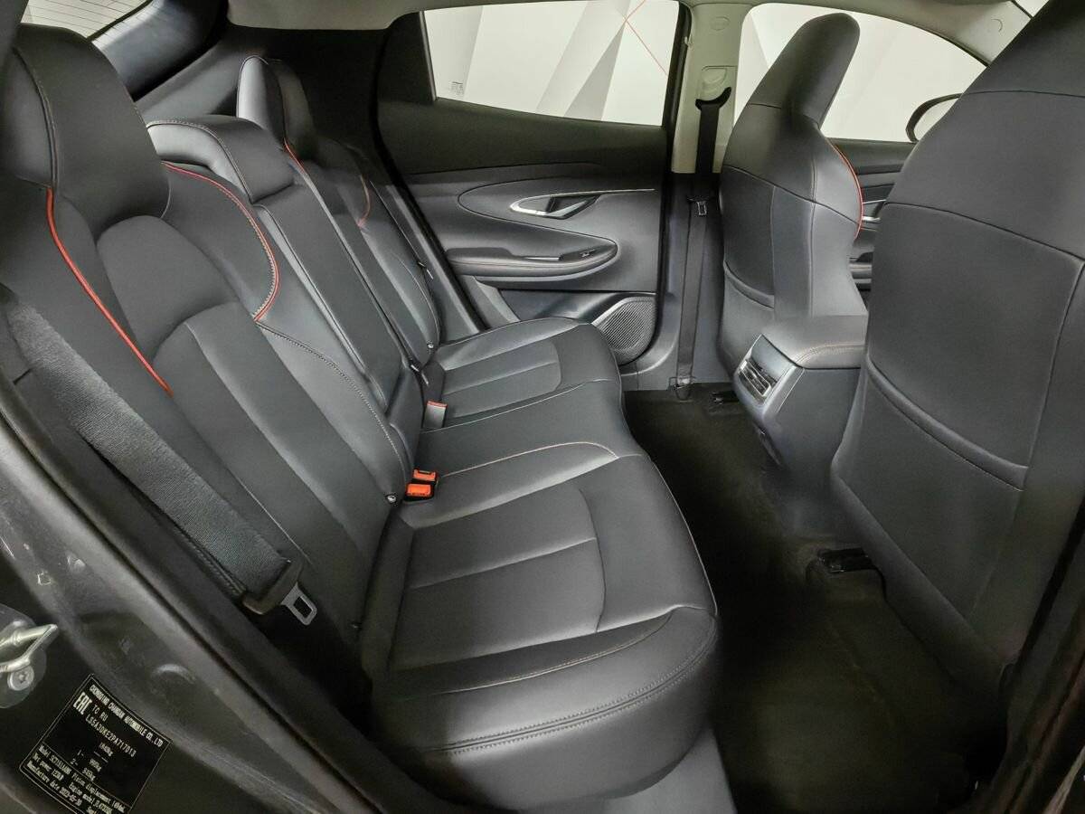 Changan UNI-T с пробегом — 2023 год. Фото: #11