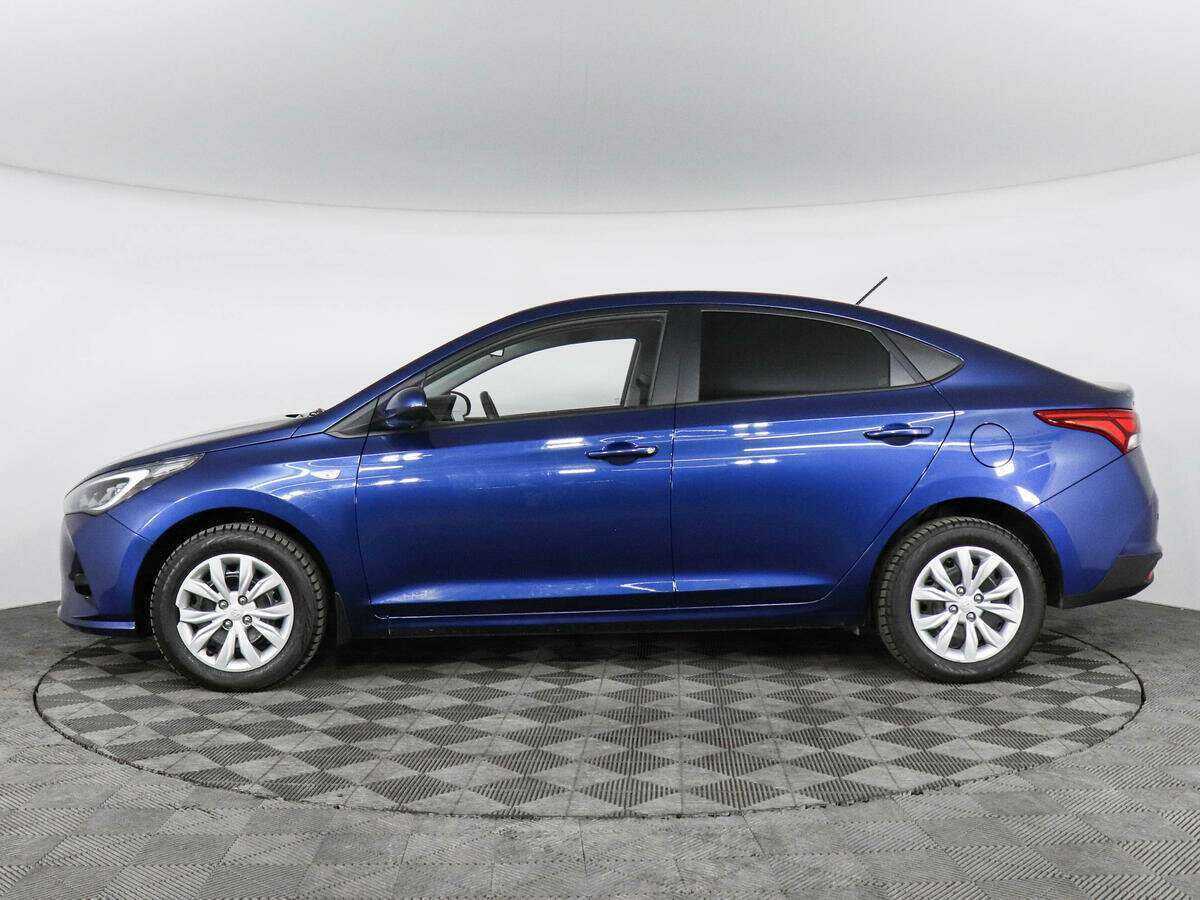Hyundai Solaris с пробегом — 2022 год. Фото: #7